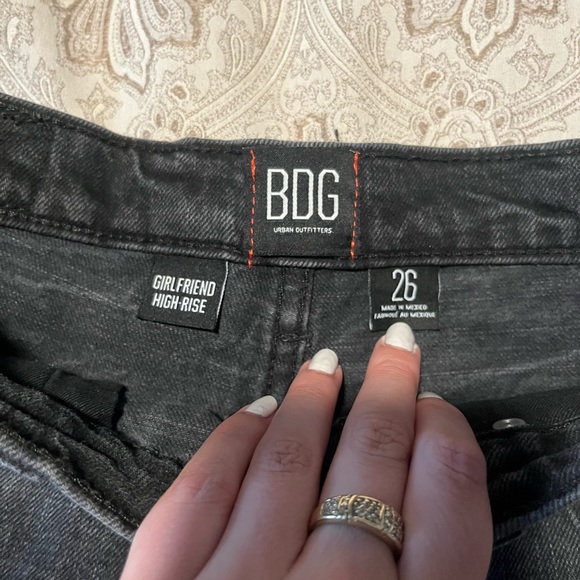 BDG girlfriend high-rise jean shorts - Picture 2 of 6